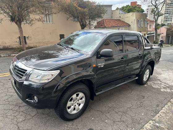 TOYOTA HILUX 2.7 SR 4X2 CD 16V FLEX 4P AUTOMÁTICO TOYOTA HILUX 2.7 SR 4X2 CD 16V FLEX 4P AUTOMÁTICO